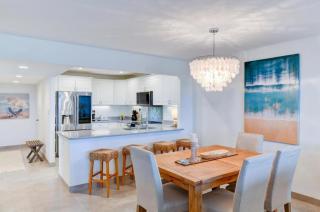 1125-407 Step into Coastal Paradise - Sarasota - 0