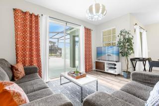 ChampionsGate Family Home w Private Pool and BBQ - 8