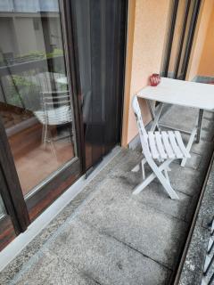 Camera in casa con giardino - 3