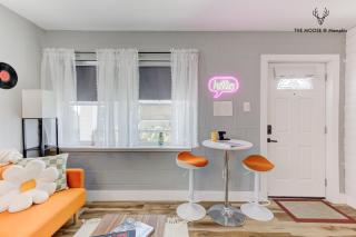 The Moose #10 - Stylish Loft with King Bed, Free Parking & Wi-Fi - Memphis - 8