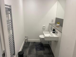 Charming 3-Bed Apartment in London - Londra - 4