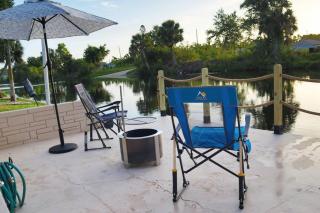 Cozy Retreat, heated pool, water canal, bikes,3 bedroom - Cape Coral - 6