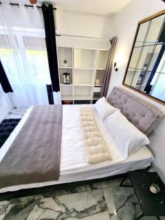T2 neuf centre ville Saint Raphaël avec terrasse et parking gratuit, kit linge et serviettes offerts ,prés de la plage et commerces! - Saint-Raphaël - 8