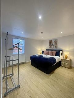 Cozy Cheltenham Accomodation - 5