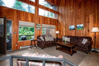 The Cedar Nest - Whitefish - 4