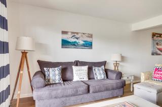 Harbor Island Condo with Pool Access Walk to Beach! - Oceanmarsh Subdivision - 5