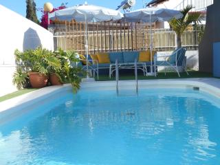 Beach Boys Resort Men Only solo hombres - 0
