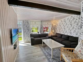 10 Bed Large Villa, Perfect For Workers - Ingelstad - 7