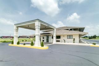 Motel 6-Berea, KY - 8