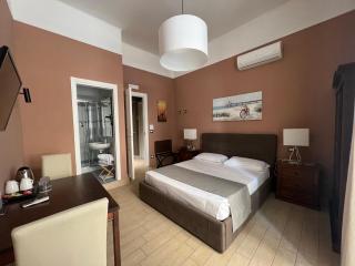 Relais Ranieri - Naples - 0