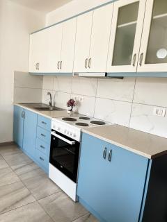 L.T. NOY'S Apartment - Sarandë - 1