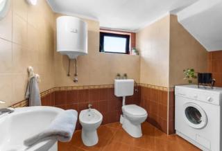 Apartment with Whirlpool and BBQ near Poreč - Baderna - 2