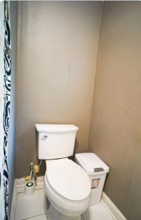 Hilltop Hideaway Unit 1 - Atlanta - 2