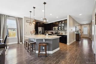 4BR Home close to Airport - 1