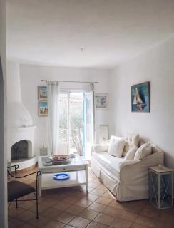 Cycladic Elegant Apartment - Naousa - 0