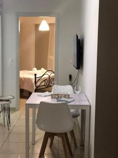 Cozy 4th floor 2-Spaced apartment with balcony - Heraklio - 1