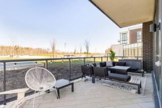 Chic 2BR with Patio - Pool - Hot Tub - BBQ - Friday Harbour - Innisfil - 7