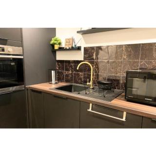 Stunning stay 6 minutes from NEC and Birmingham Airport - 2