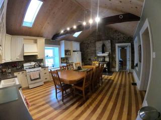 Stone Farm House Spa Retreat - Durham - 2