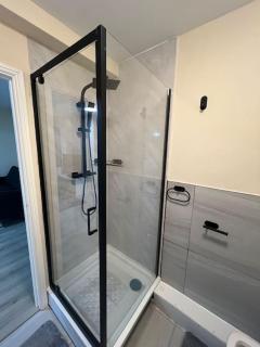 studio flat - Spinney Hill - 7