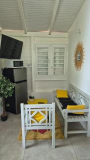 Villa romantique à Sainte-Anne avec piscine privée - 8