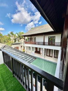 The 8 Bedroom Golden and Big Villa in Seminyak - Seminyak - 0