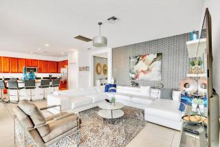 6BR Luxury Home w Pool Hot Tub and Games room - Kissimmee - 8