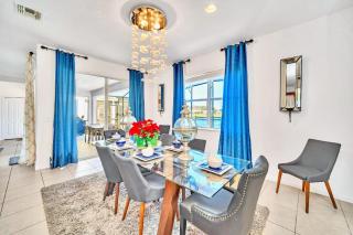6BR Luxury Home w Pool Hot Tub and Games room - Kissimmee - 9