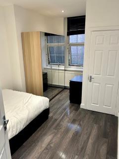 Cozy and Convienient Apartment - London - 8