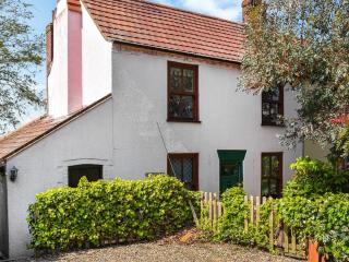 Capri Cottage - Winterton-on-Sea - 9