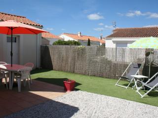 Maison de vacances à 700m de la plage avec terrasse, Wi-Fi, et équipements complets. - FR-1-22-296 - La Tranche-sur-Mer - 0