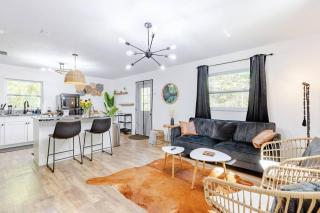 Onyx Oasis - Devils Den - Huge Yard & Pet Friendly - Sleeps 5 - Williston - 8