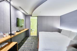 Hotel Leisure 台中輕行旅 - Taichung - 1