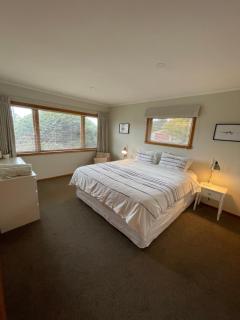 Sunny & Cosy Napier Home! - 4