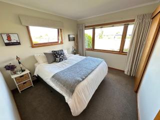 Sunny & Cosy Napier Home! - Napier - 5