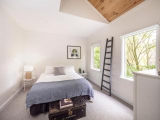 Country Oasis With River Views - Cygnet - 2