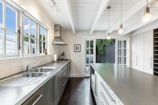 Beautiful Ponsonby Villa by Zodiak Stays - 1