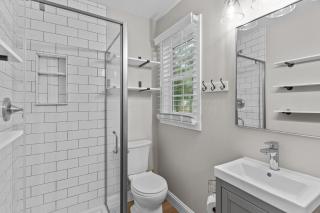 The Blue Wave Quiet & Cozy Beach Retreat - Oak Island - 4
