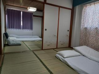 Lucky House Guest House - Osaca - 4