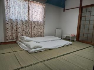 Lucky House Guest House - Osaca - 2