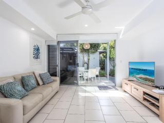 Stunning She Oak Lane - 2 Bedroom Apartment! - Casuarina - 9