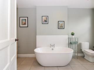 Baystones - 4