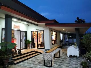 บ้านบัวหลวงกันตังเมืองเก่า - Ban Laem Muang - 2