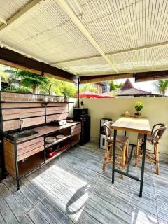 Villa Kayu, a cozy 1 BR cabin with breathtaking paddy views - Ubud - 8