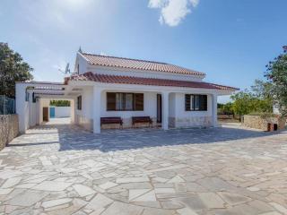 Casa Teresinha with private pool - Montinhos da Luz - 7