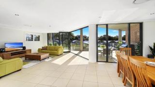 Aurora Cabarita Close To Beach, Shops, Cafes Accom Holidays - Terrigal - 6