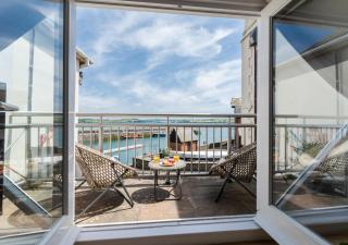 Upperdeck - Padstow - 0