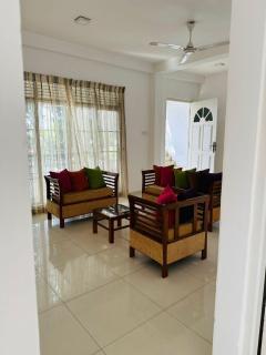 Trip Up Residence - Mount Lavinia - 5