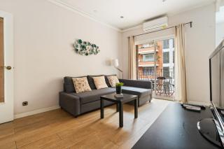 Eixample Ac, Sunlit Balcony & Prime Location - Barcelone - 0