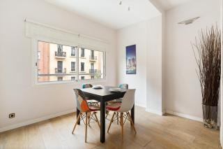 Eixample Ac, Sunlit Balcony & Prime Location - Barcelone - 6